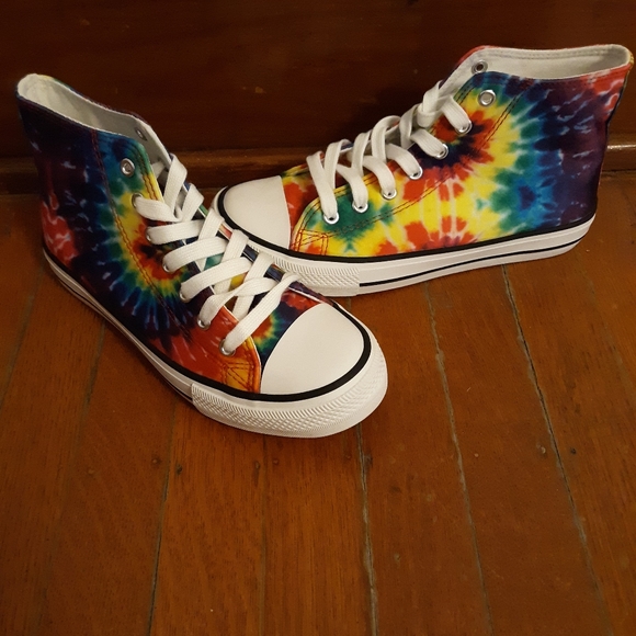 Girls Tie-Dye High Top Sneakers - Picture 2 of 2